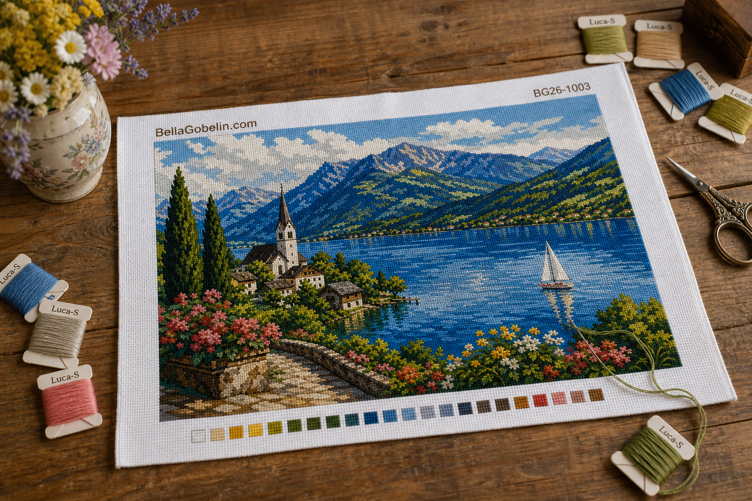Panorama Millstättského jezera v Alpách